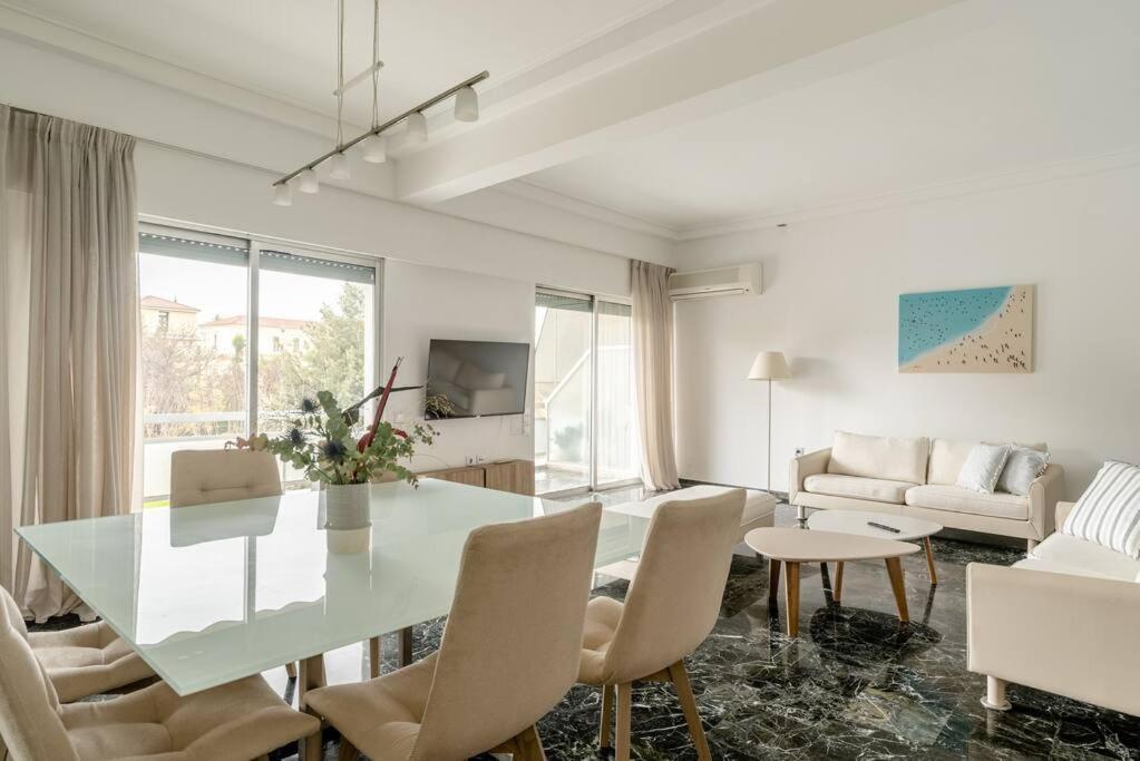 Apartment Elegant 2bd Evelpidon *